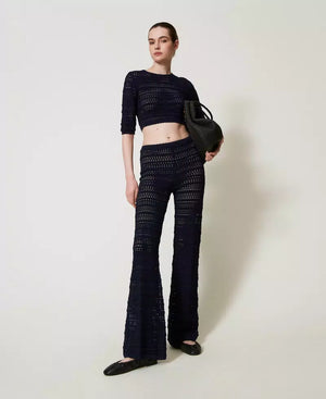 Strickhose mit Lochmuster