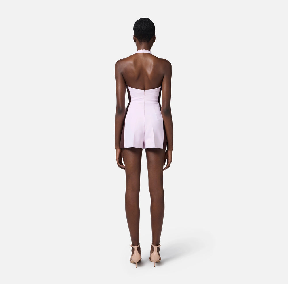 Jumpsuit aus doppelt dehnbarem Crêpe mit besticktem, gewelltem Besatz