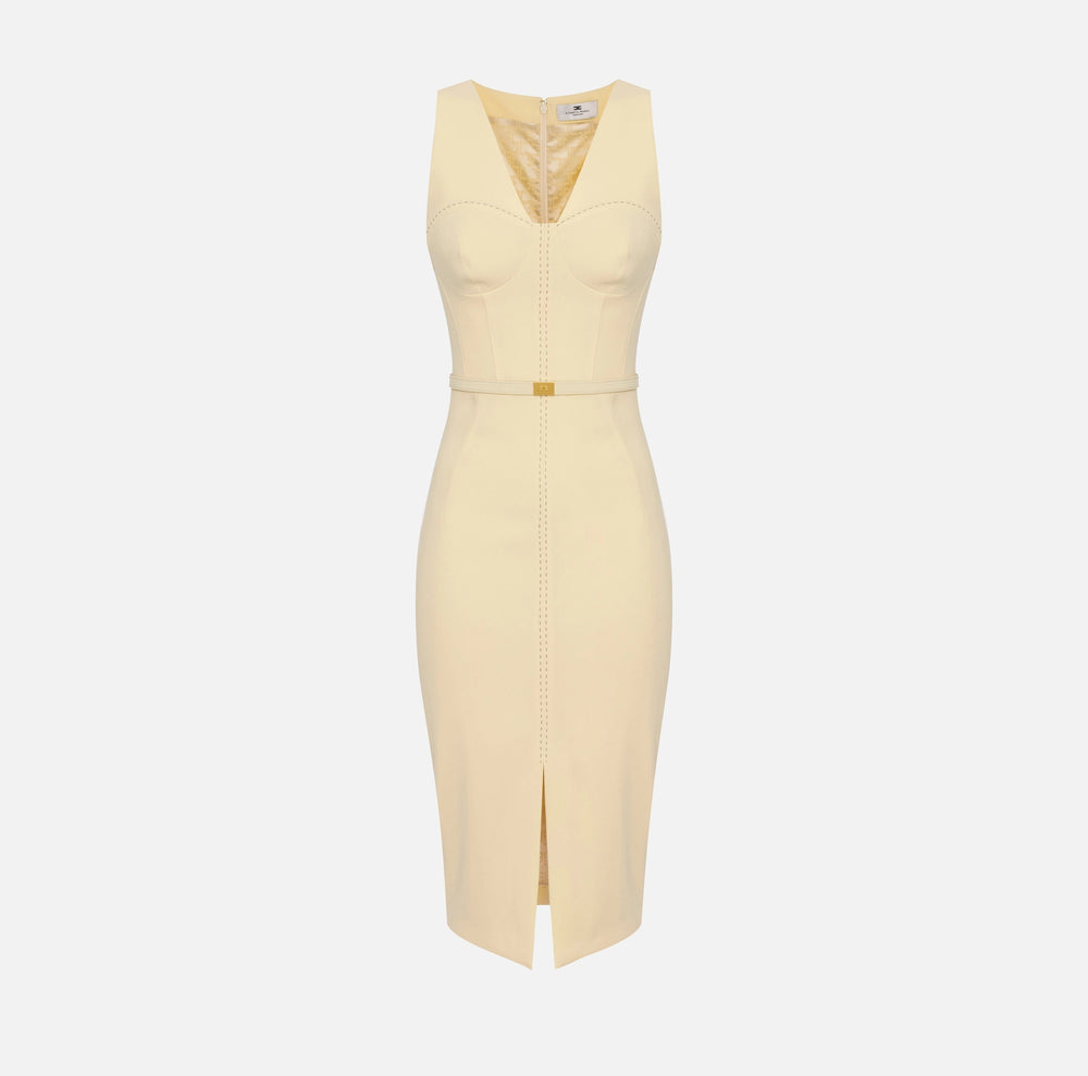 Bustierkleid aus Crêpe mit kontrastierenden Ziernähten