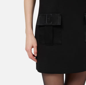 Minikleid im Boxy-Schnitt aus Crêpe mit Taschen