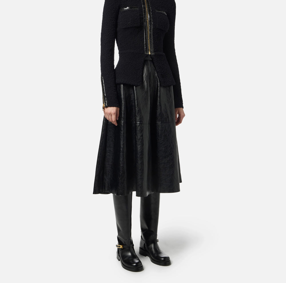 Rock in Craquelé-Optik mit Logo-Details