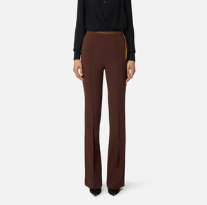 Pantaloni in crêpe leggero con catena gioiello