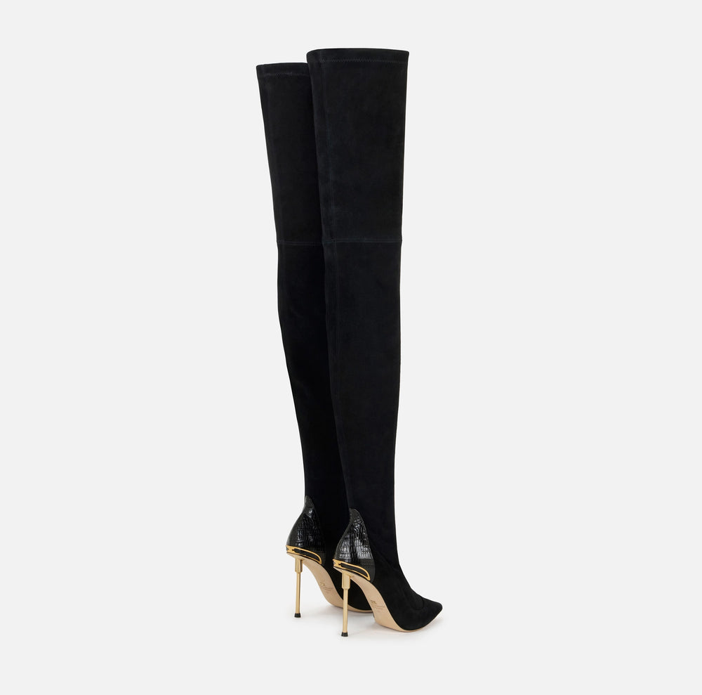 Stiefel aus Wildleder mit Details in Python-Optik