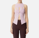 Top in Rippoptik mit Cut-outs