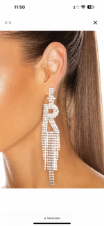 ALPHABET EARRING - F -